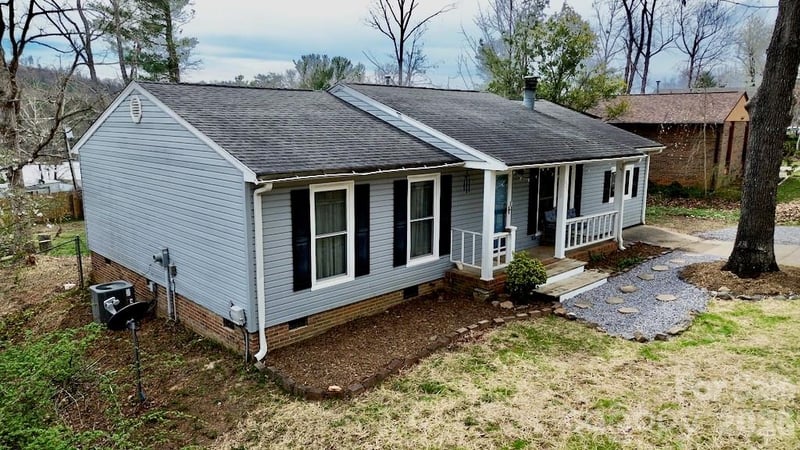 327 Heather Court, Asheville, NC - 4 beds, 2 baths, 1,400 sqft - $375,000