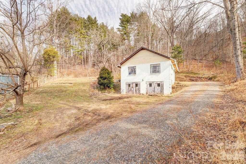 224 Old Home Road, Asheville, NC. property listing photo