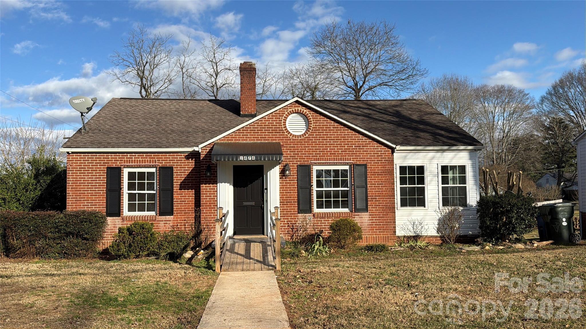 1474 12th Street Drive NW, Hickory, NC. property listing photo