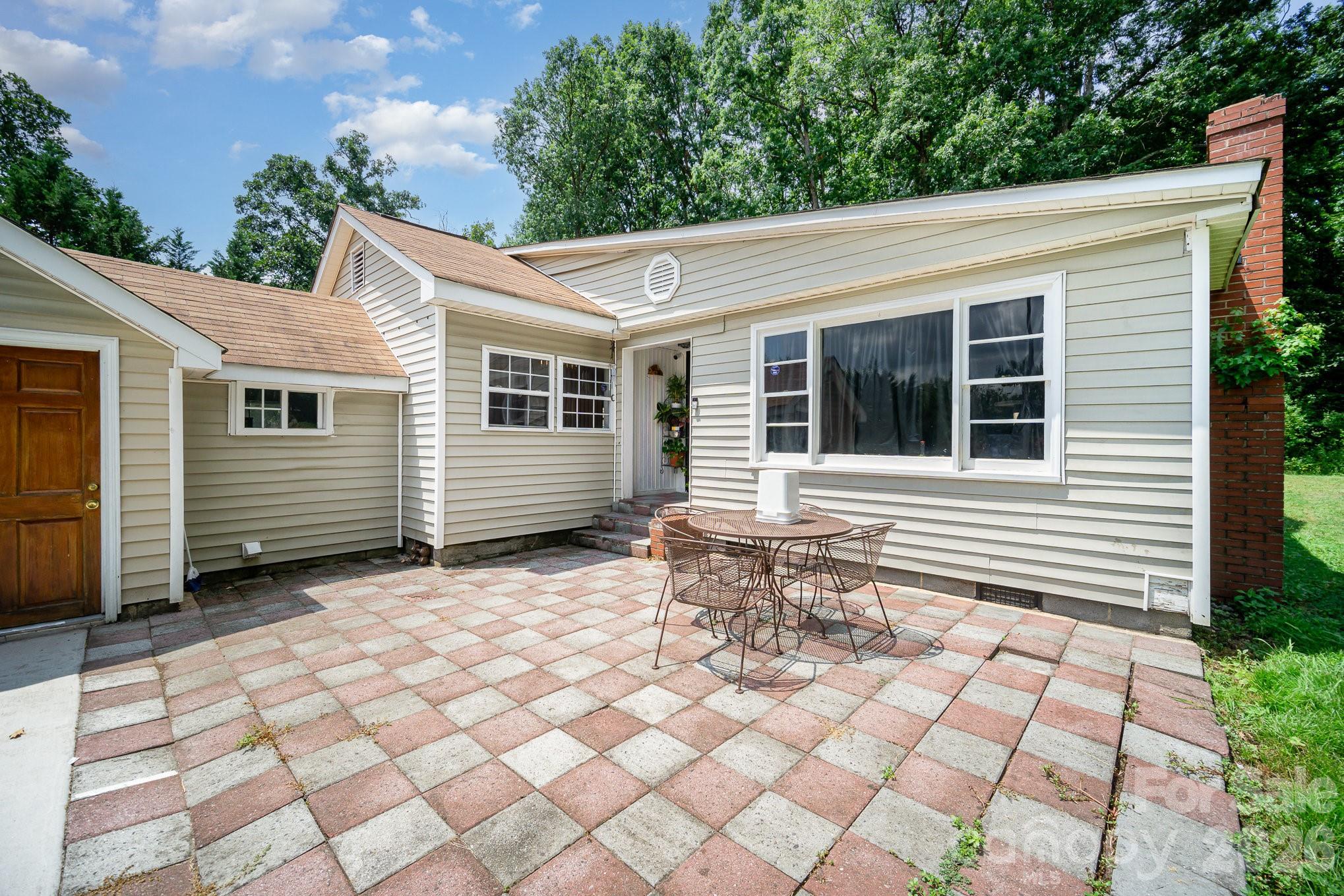 5331 Beam Lake Drive, Charlotte, NC. property listing photo