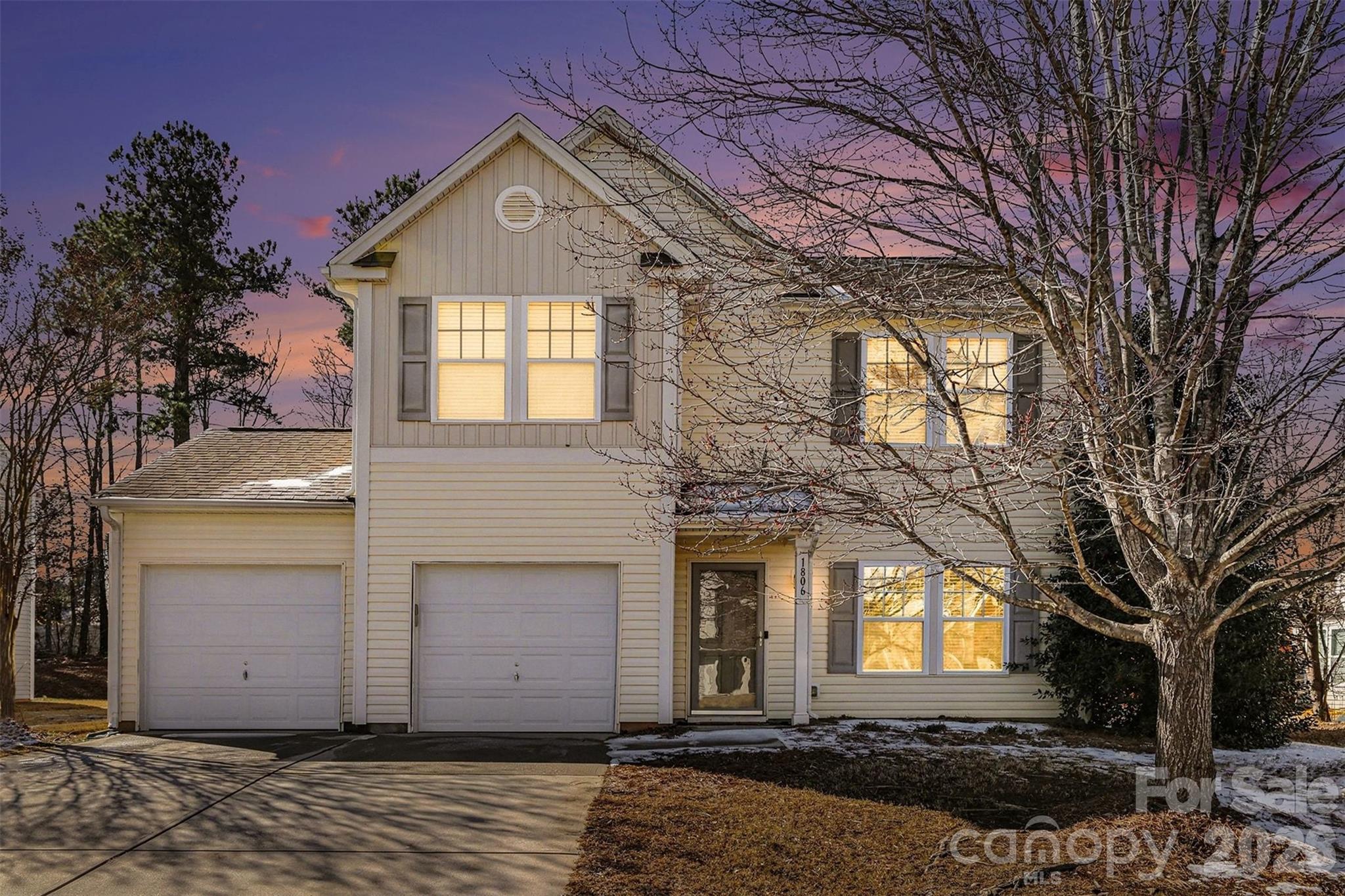 1806 Tradd, Clover, SC. property listing photo