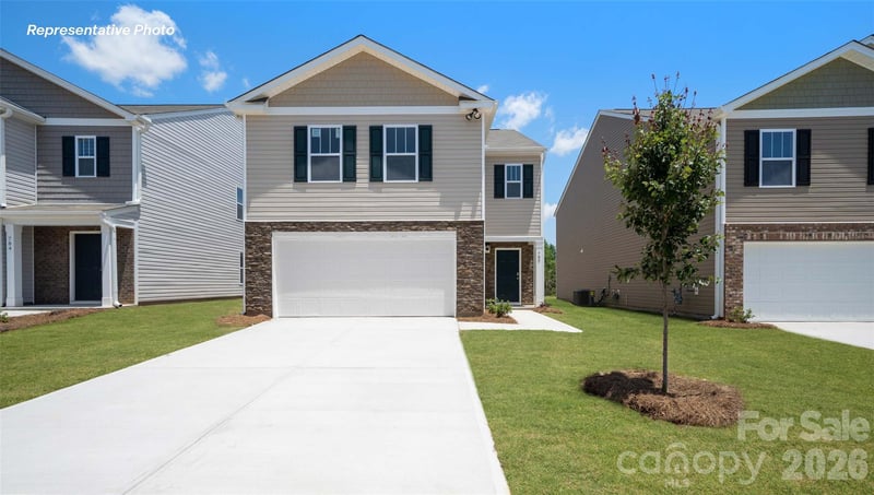 2074 10th, Hickory, NC - 4 beds, 3 baths, 2,174 sqft - $299,000