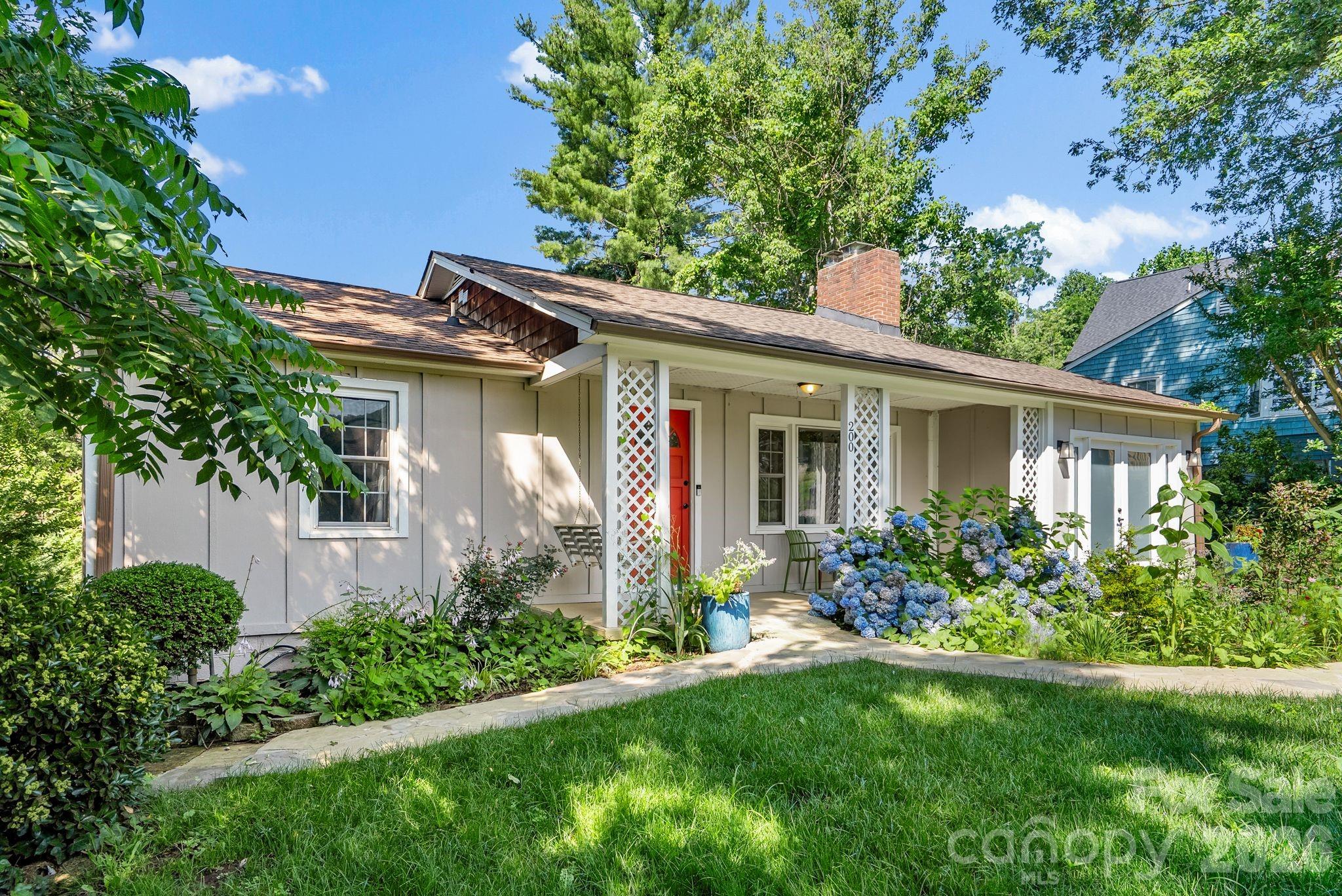 200 Aurora Drive, Asheville, NC. property listing photo