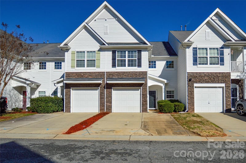2126 Shady Pond Drive, Clover, SC - 3 beds, 2.5 baths, 1,582 sqft - $288,000