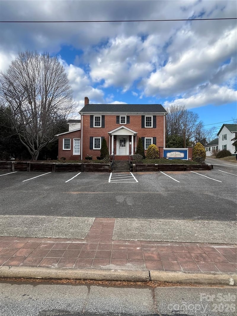 420 Harper Avenue NW, Lenoir, NC -  - $500,000