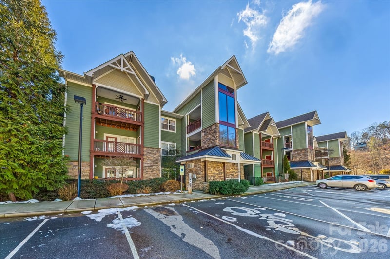 1000 Olde Eastwood Village Boulevard Apt 2A, Asheville, NC - 1 bed, 1 bath, 764 sqft - $195,000