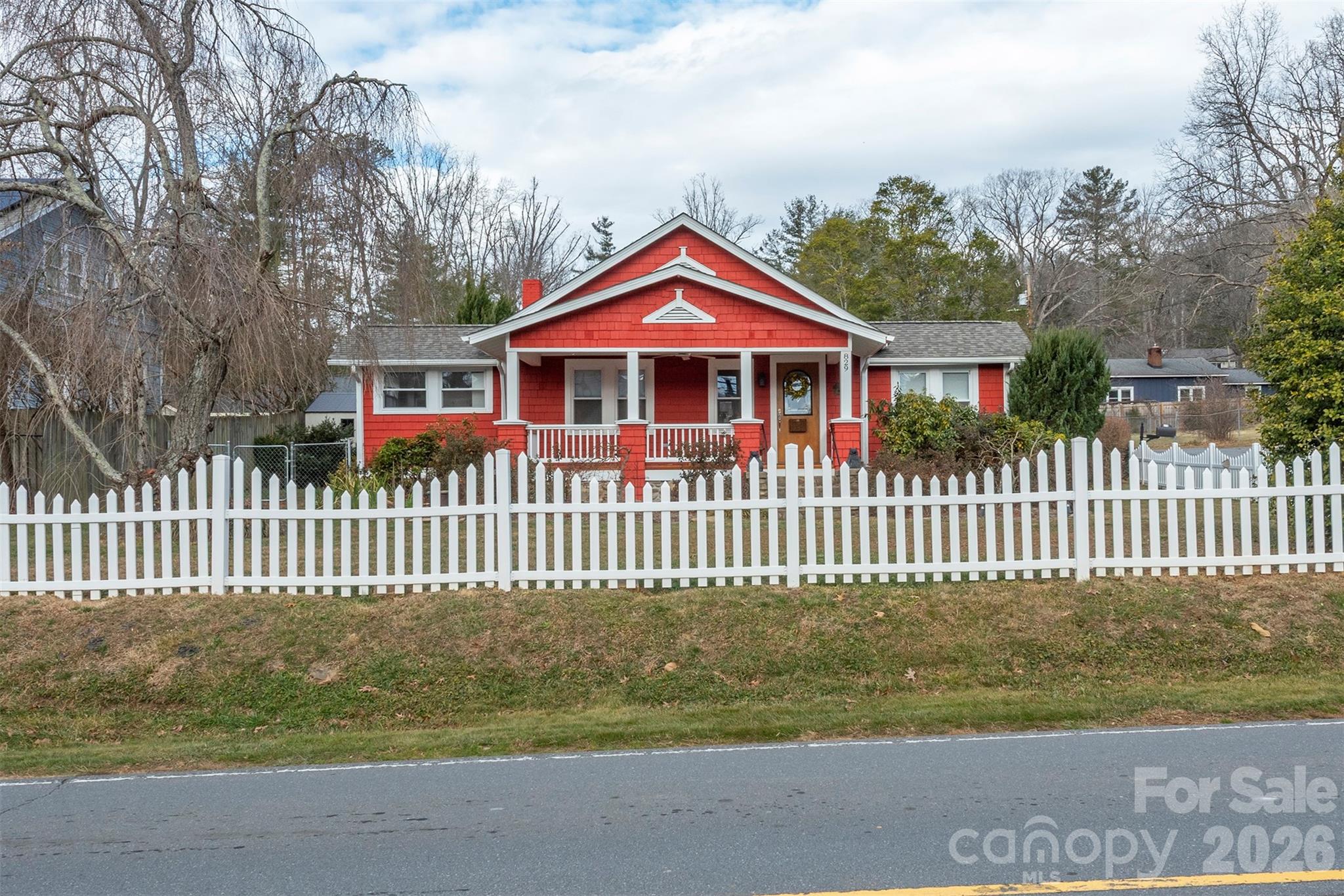 829 Montreat Road, Black Mountain, NC. property listing photo