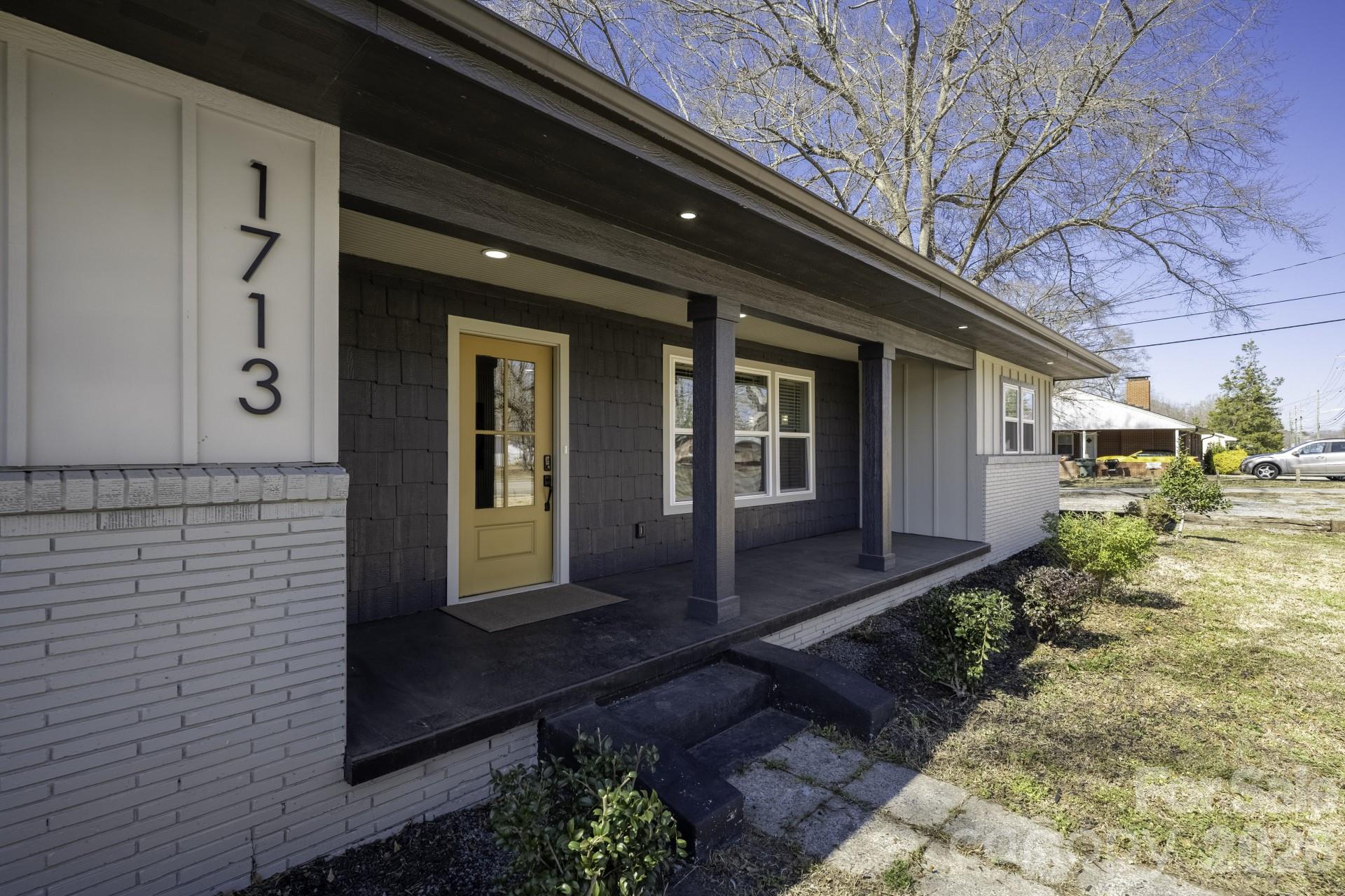 1713 Davis Park Road, Gastonia, NC. property listing photo