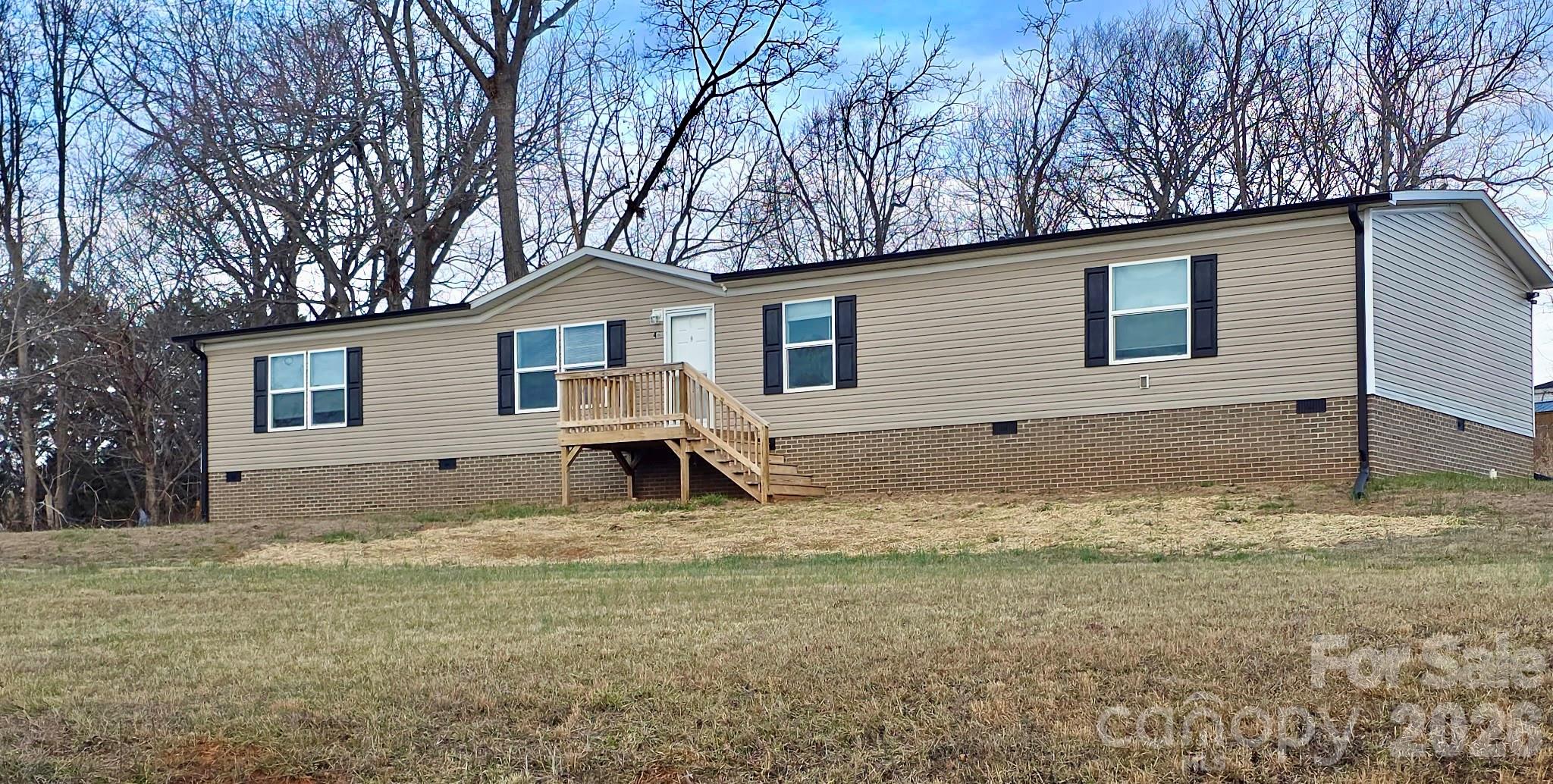 44 Howard Norton Drive, Hiddenite, NC. property listing photo