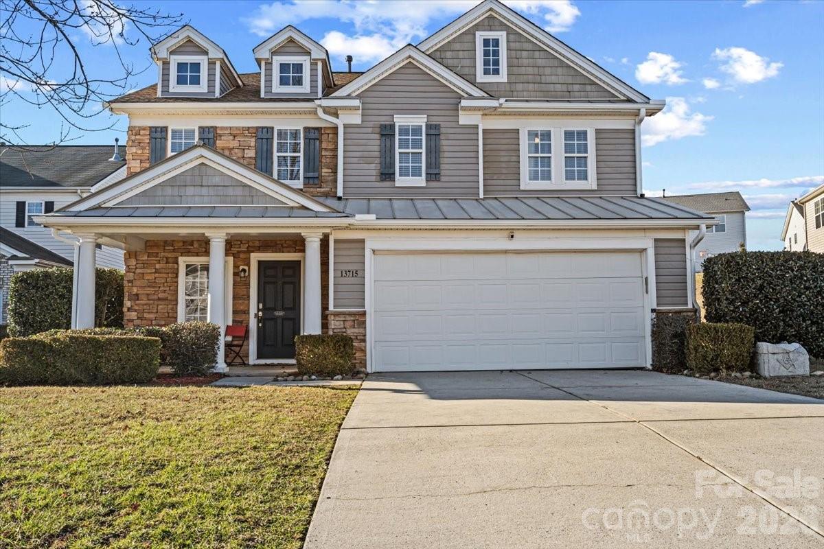 13715 Rutherglen Court, Charlotte, NC. property listing photo