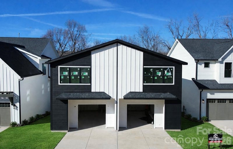 2009 South, Charlotte, NC - 3 beds, 3 baths, 2,027 sqft - $650,000