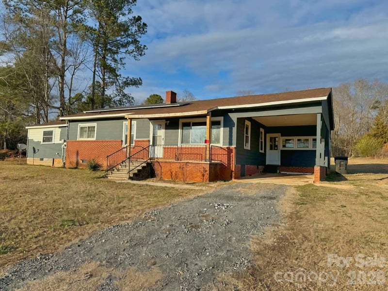 1677 US 221A Highway, Forest City, NC - 3 beds, 1 bath, 1,312 sqft - $220,000
