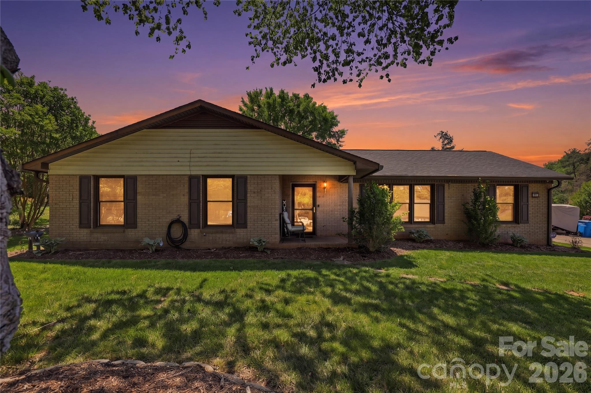 125 Southwood Park Road, Mooresville, NC. property listing photo
