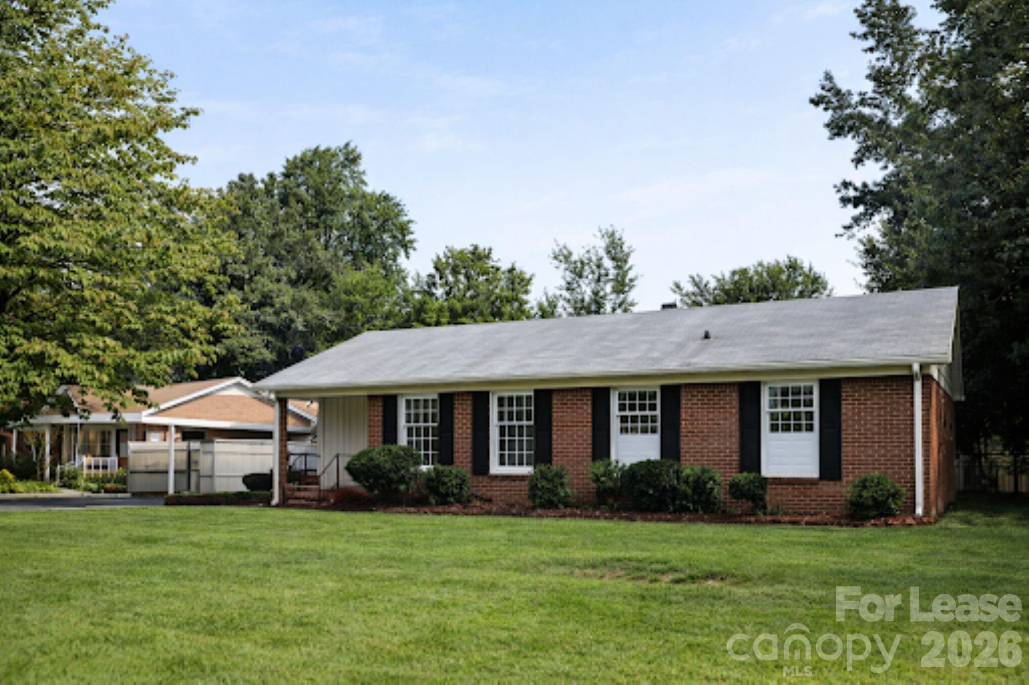 4131 Woodgreen, Charlotte, NC. property listing photo