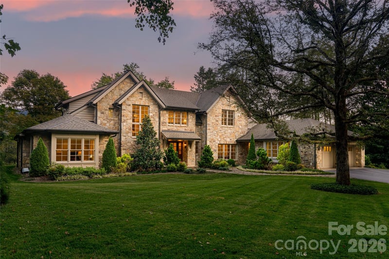 402 Vanderbilt Road, Asheville, NC - 5 beds, 5.5 baths, 5,334 sqft - $6,995,000