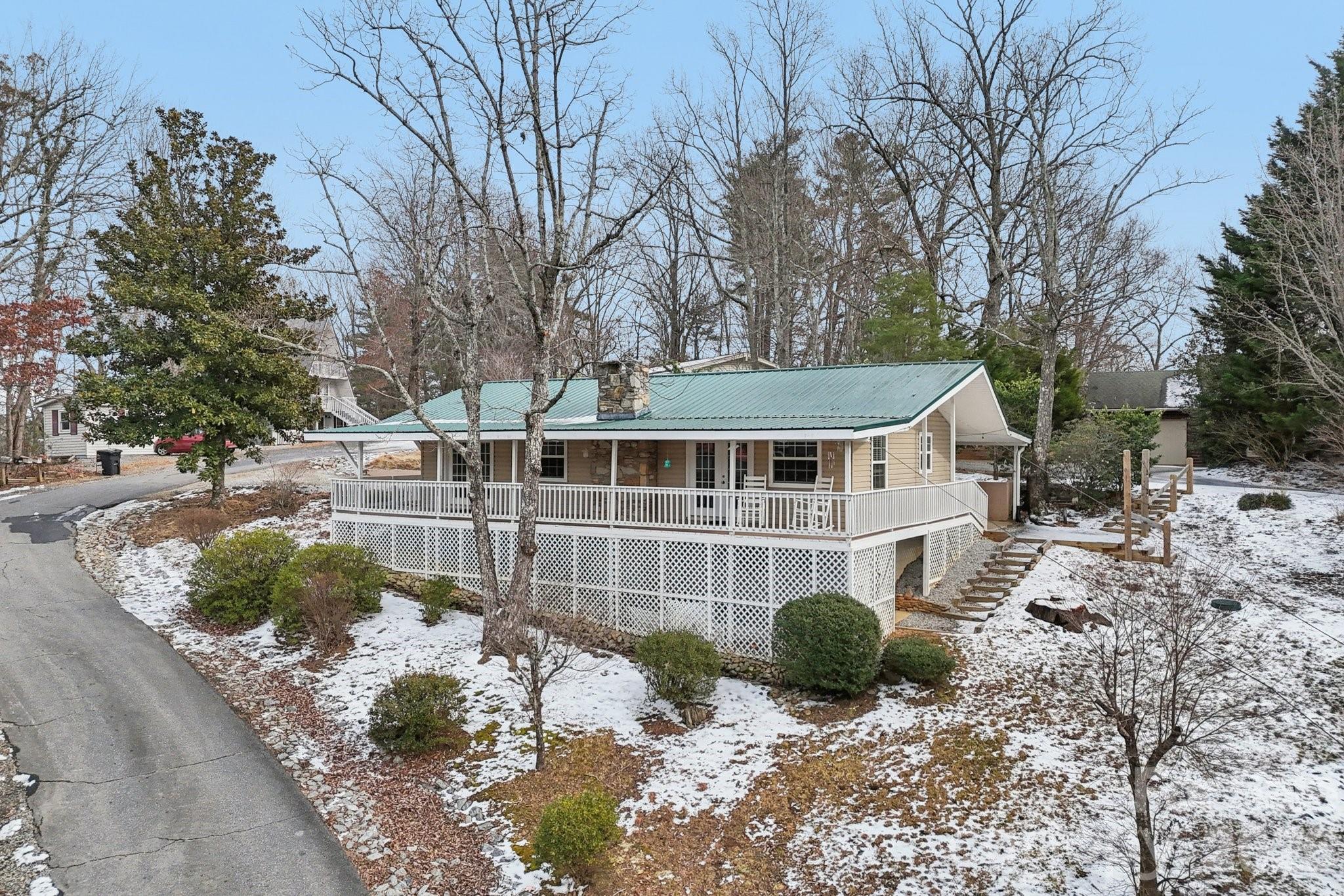 130 Sherwood, Lake Lure, NC. property listing photo