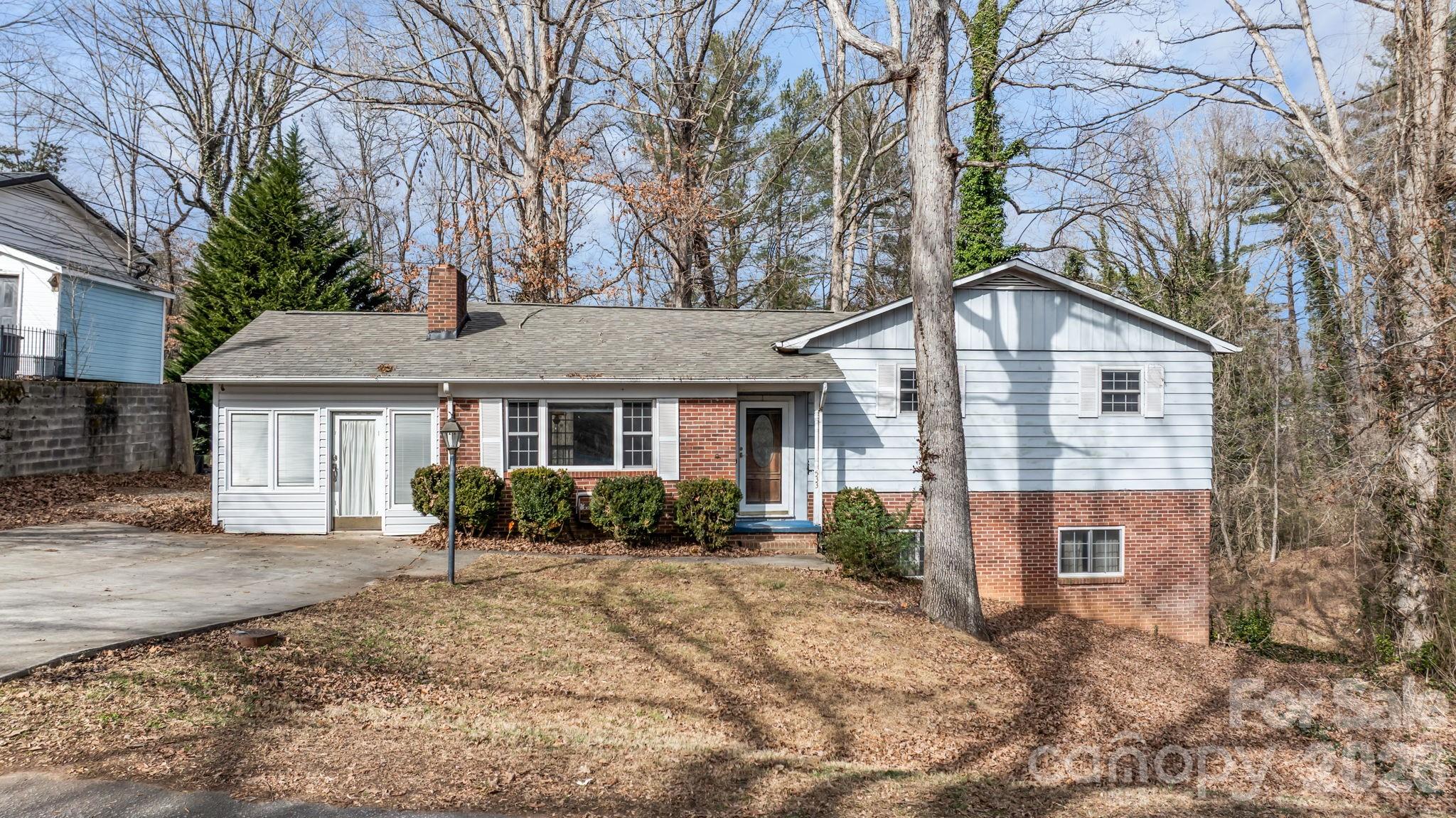 533 Circle Drive, Hudson, NC. property listing photo