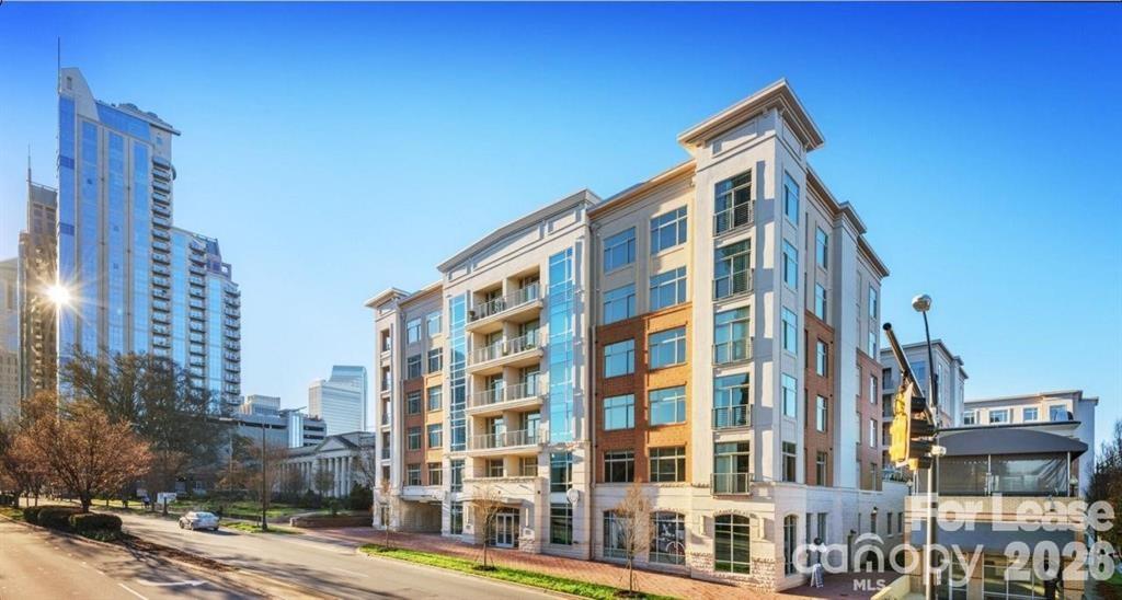 425 Trade 2DR, Charlotte, NC. property listing photo