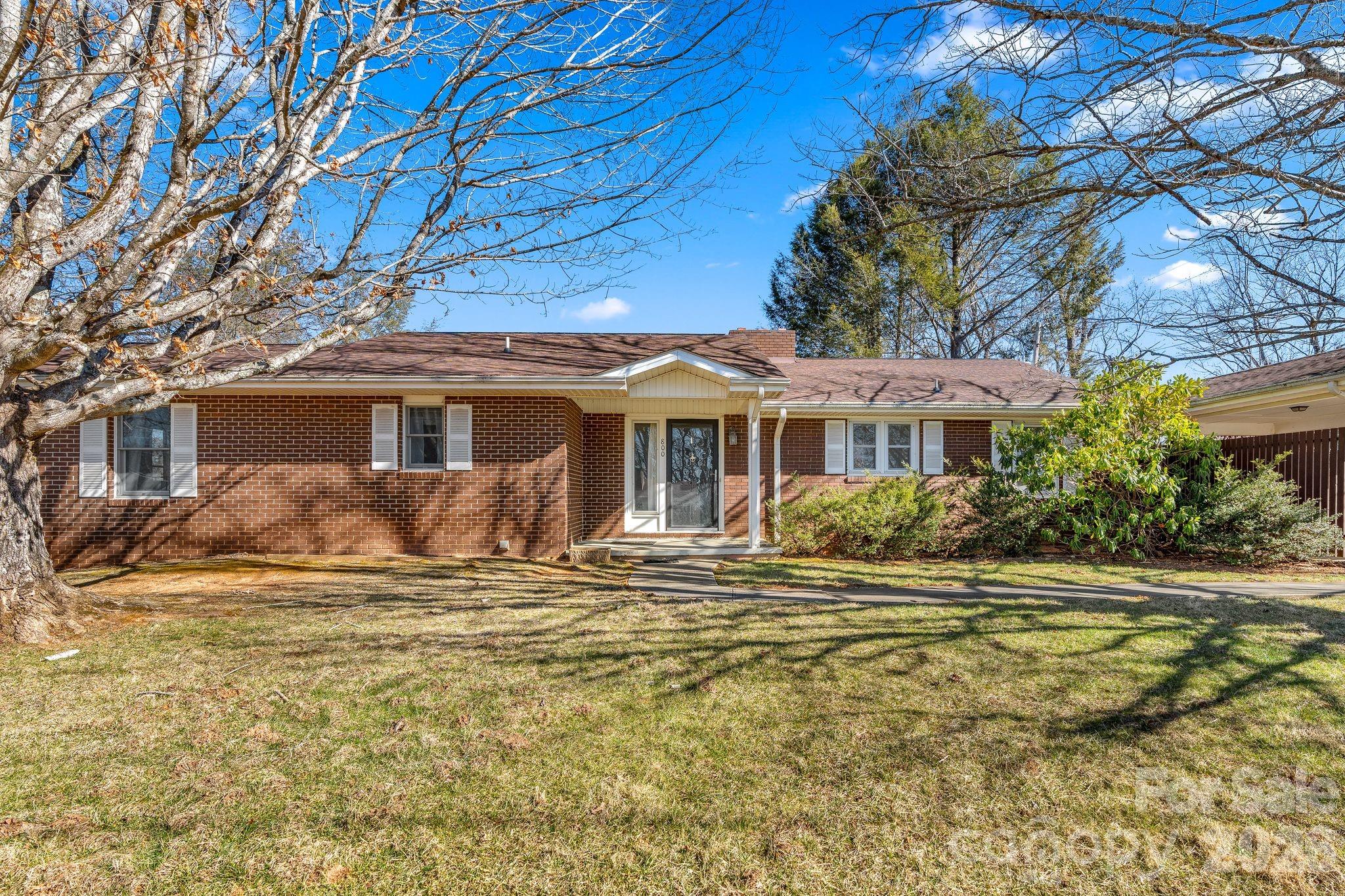 800 Mountain View Road, Mars Hill, NC. property listing photo