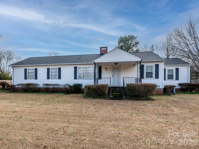 968 Hampton Grace Avenue, Lancaster, SC - 3 beds, 1 bath, 1,010 sqft - $175,000