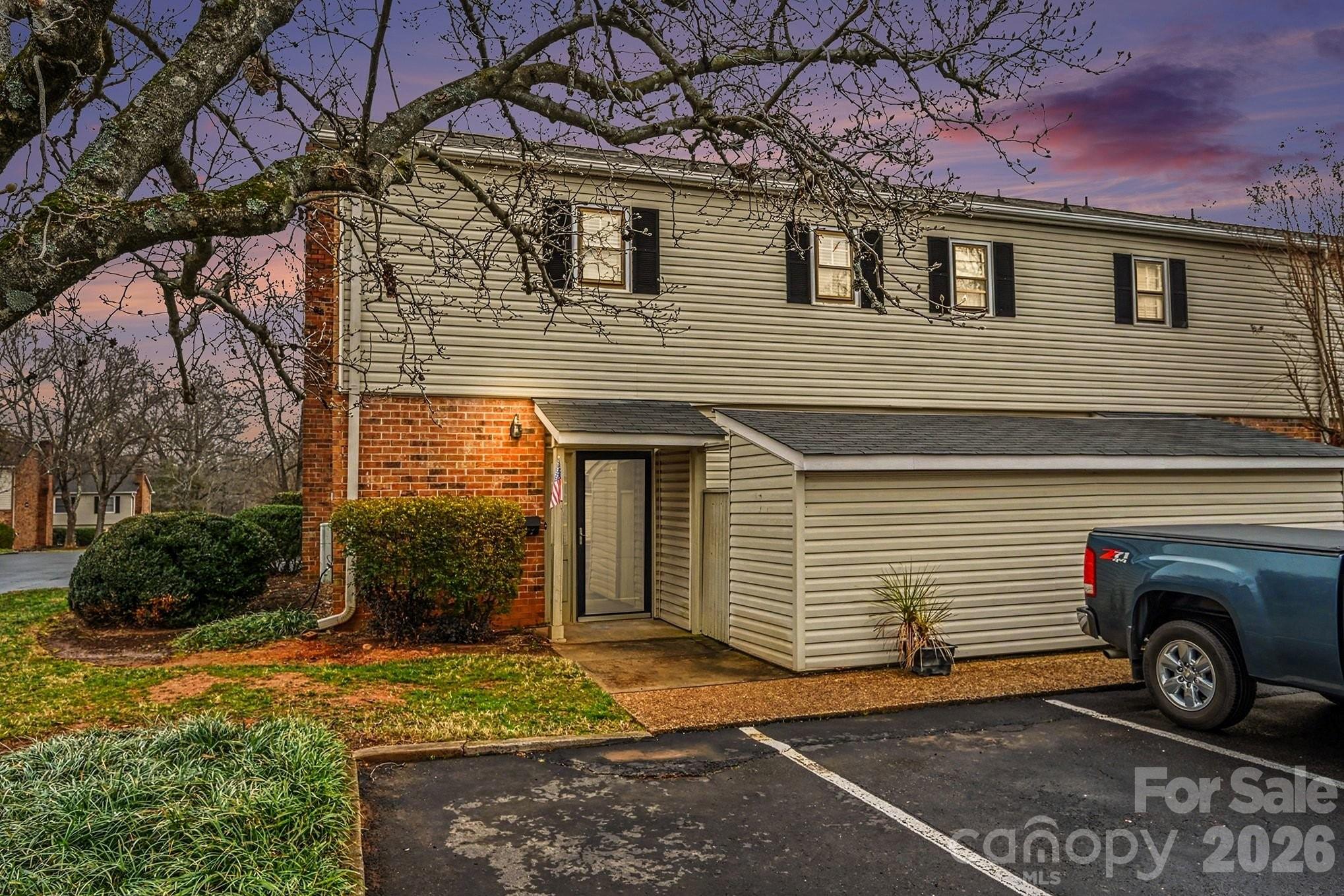 5947 Quail Hollow Road A, Charlotte, NC. property listing photo