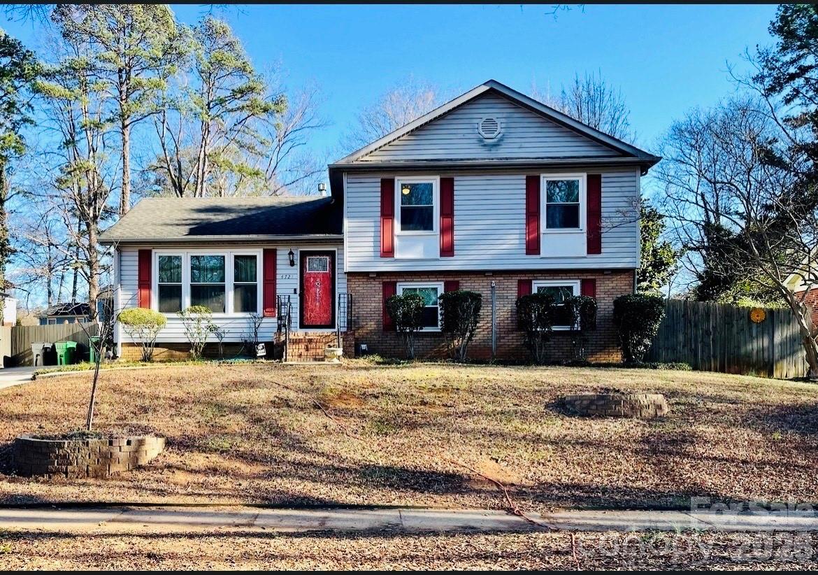 4721 Farm Pond Lane, Charlotte, NC. property listing photo