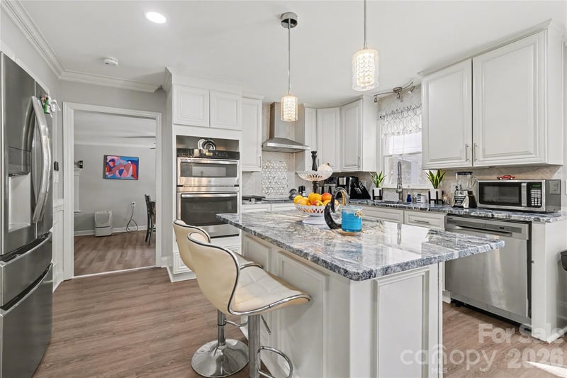 632 Treasure Drive SW, Concord, NC - 3 beds, 2.5 baths, 2,309 sqft - $600,000