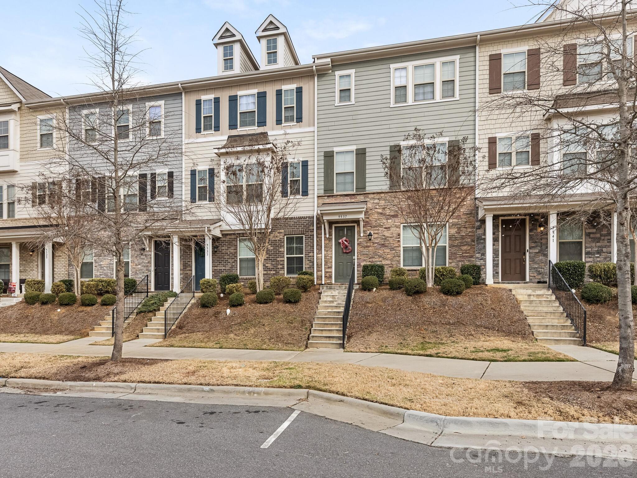 9533 Ainslie Downs, Charlotte, NC. property listing photo