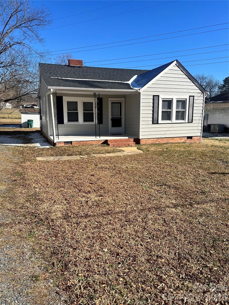 615 Arlington Avenue, Albemarle, NC - 3 beds, 1.5 baths, 1,148 sqft - $209,000