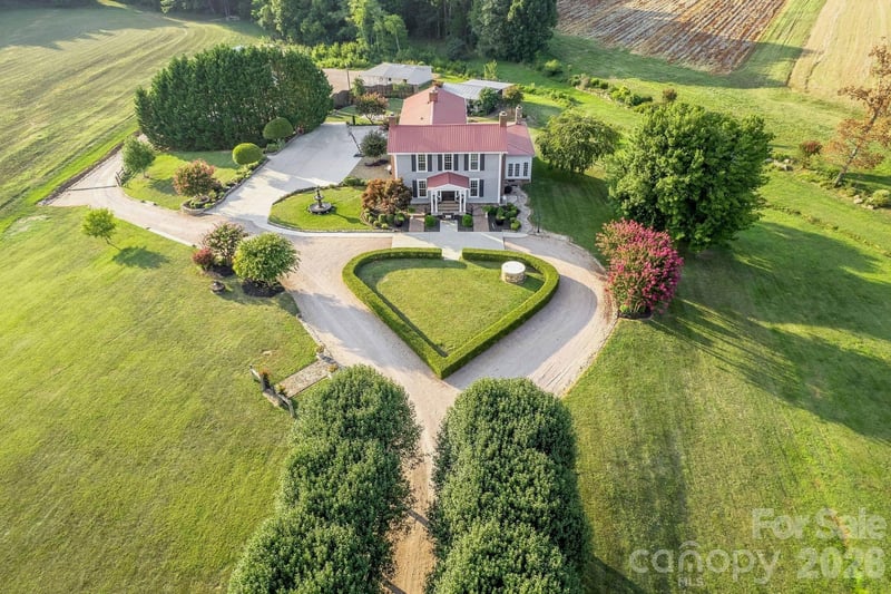 4530 Patterson, China Grove, NC - 3 beds, 4 baths, 4,131 sqft - $1,600,000