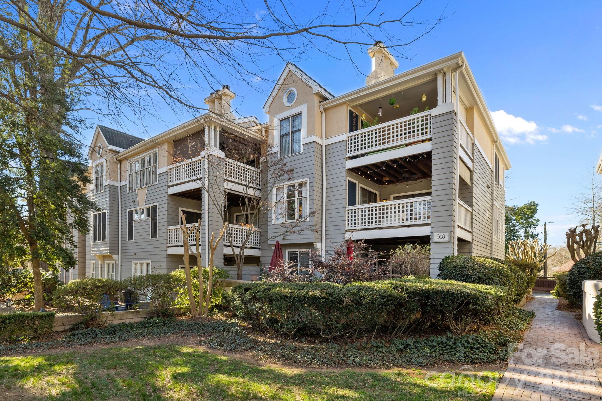 318 Queens 11, Charlotte, NC — property listing photo 1