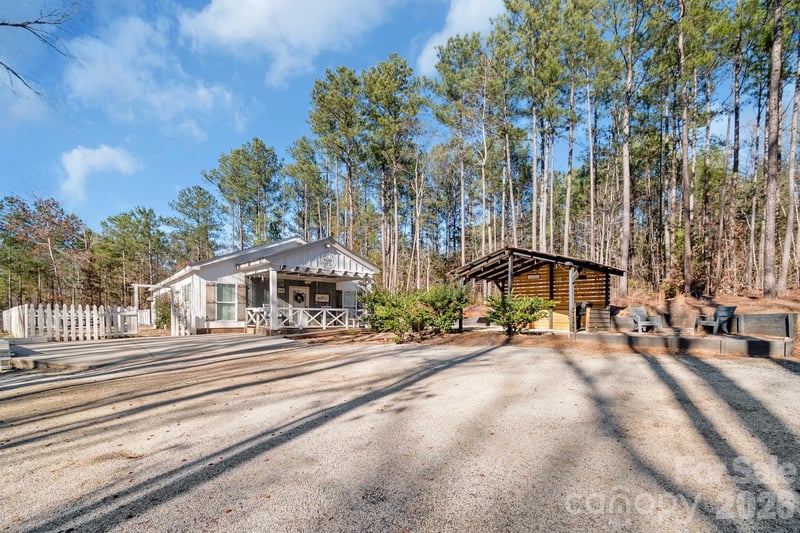619 Hubbard, Lancaster, SC - 2 beds, 2 baths, 1,610 sqft - $355,000