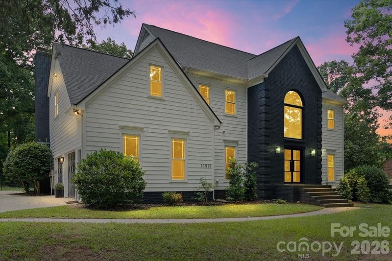 11917 Shady Oak Court, Mint Hill, NC - 5 beds, 3.5 baths, 3,909 sqft - $875,000