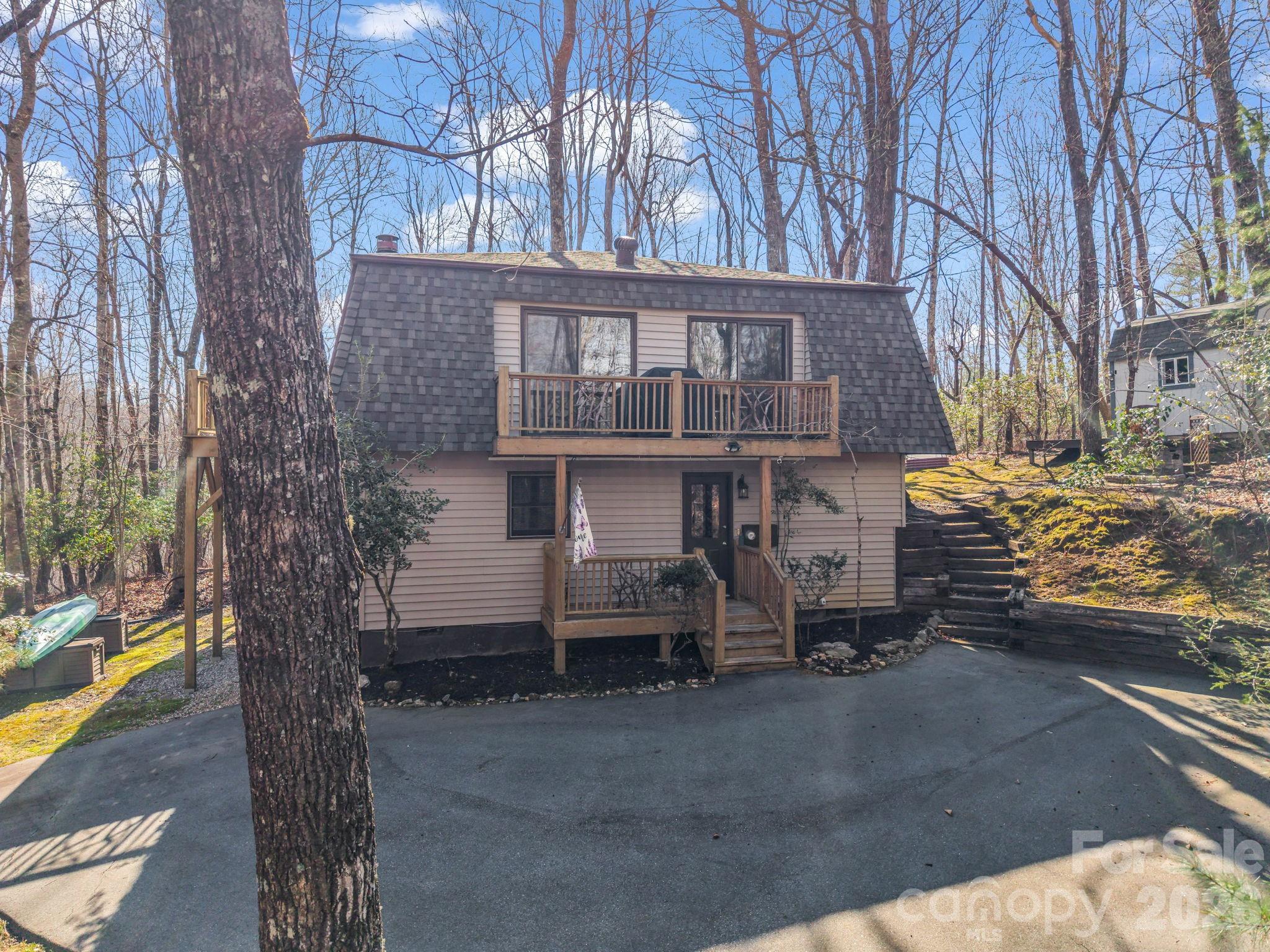 177 Tsisqua Circle, Brevard, NC. property listing photo