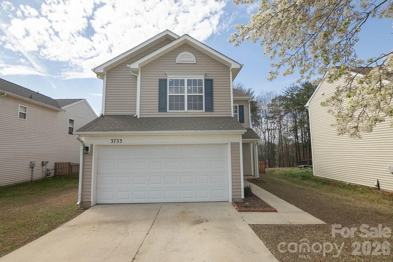 3733 Catawba Creek Drive, Gastonia, NC - 3 beds, 2.5 baths, 1,595 sqft - $325,000