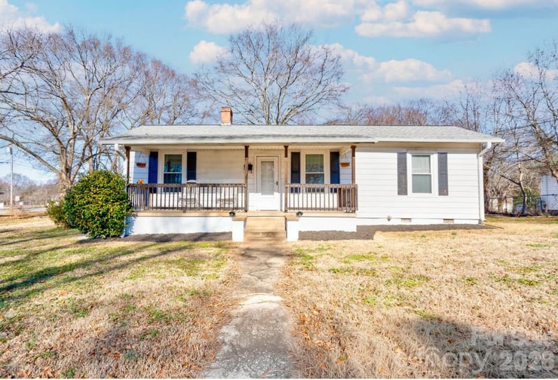 403 Whitener Street, Shelby, NC - 2 beds, 1 bath, 924 sqft - $159,900