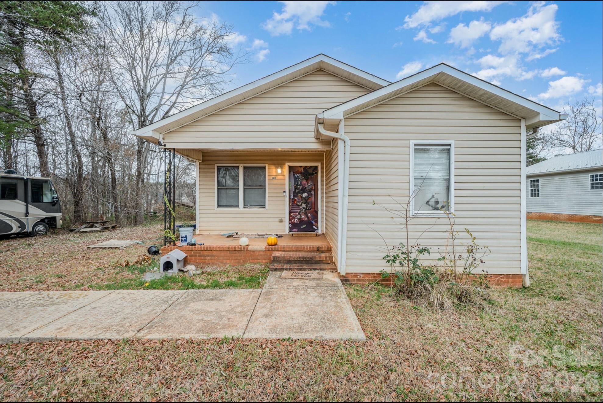 148 Windsong Road, Mocksville, NC. property listing photo