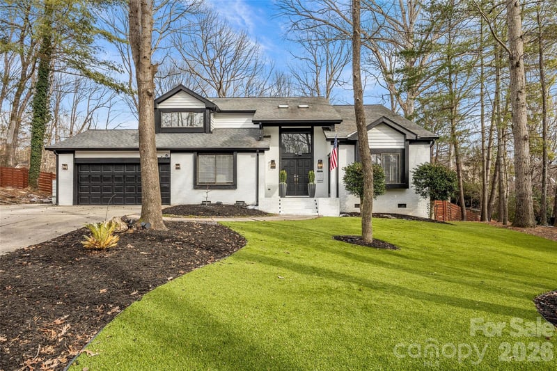 9562 Hunting, Matthews, NC - 4 beds, 3 baths, 3,381 sqft - $844,000