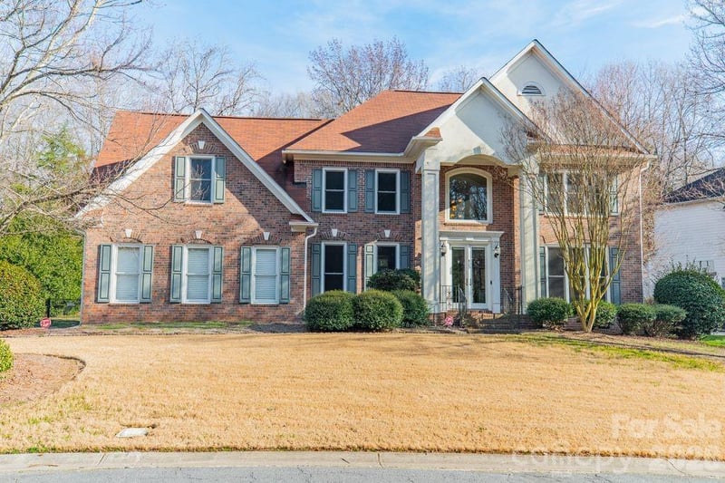 3306 Savannah Hills, Matthews, NC - 5 beds, 5 baths, 3,988 sqft - $897,000