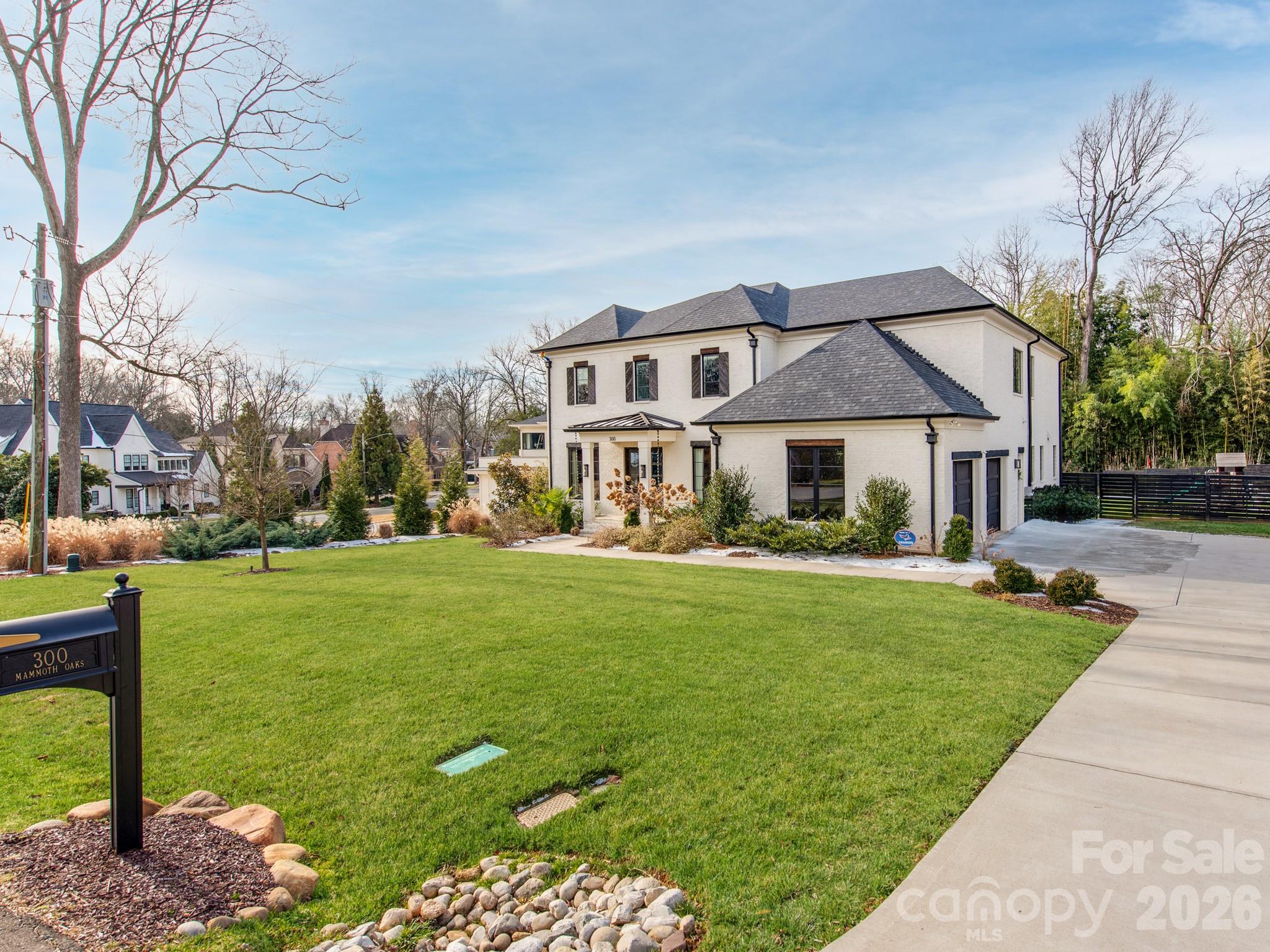 300 Mammoth Oaks Drive, Charlotte, NC. property listing photo