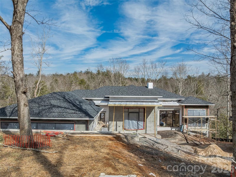12 Falling Waters Trail, Arden, NC - 5 beds, 4.5 baths, 6,358 sqft - $3,550,000