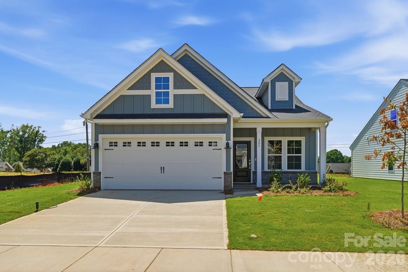 205 Rodeo Drive, Shelby, NC - 3 beds, 2 baths, 1,548 sqft - $319,000