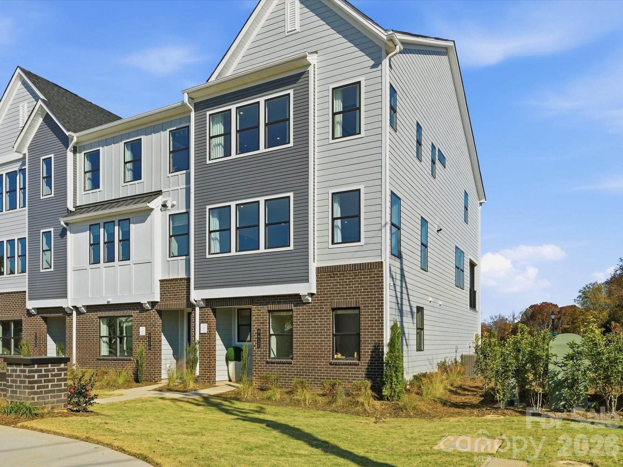 8034 Thimbleweed Circle, Charlotte, NC. property listing photo