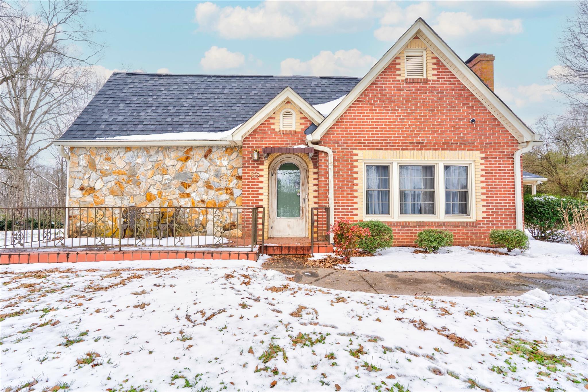 109 Coopers Corner, Shelby, NC. property listing photo