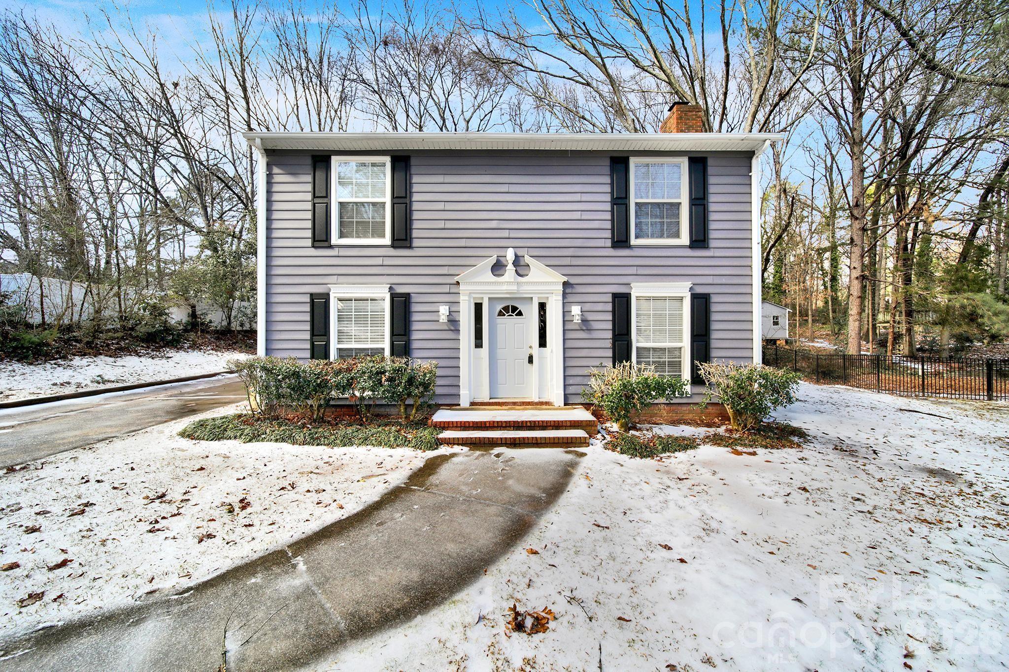 1018 Conestoga Drive, Charlotte, NC. property listing photo