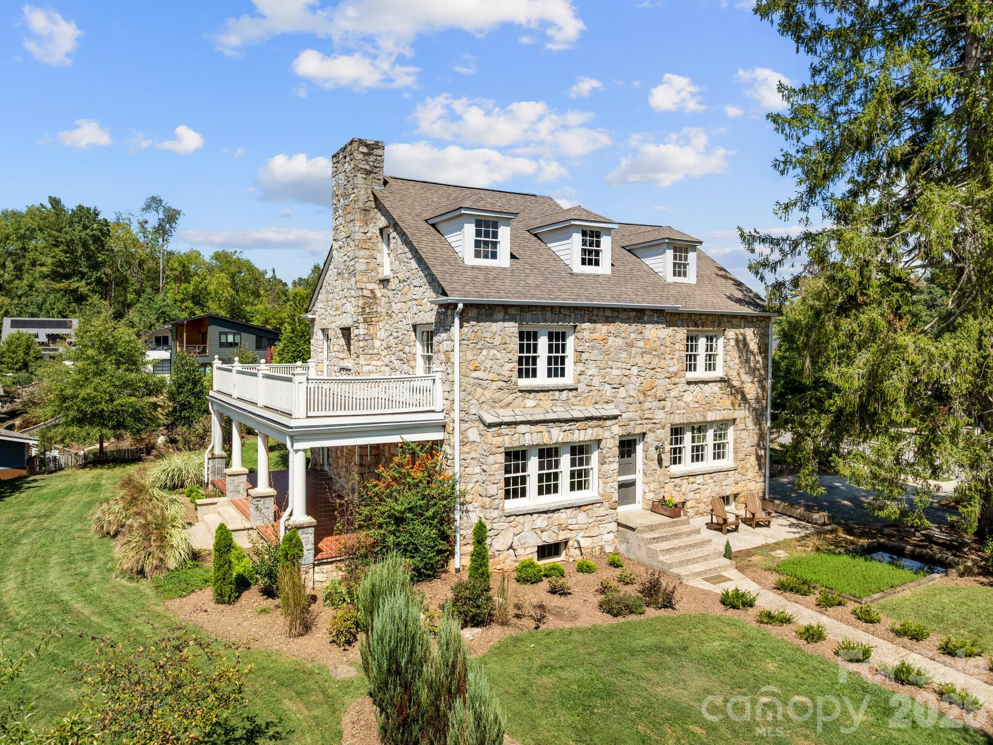 41 Malvern Walk, Asheville, NC. property listing photo