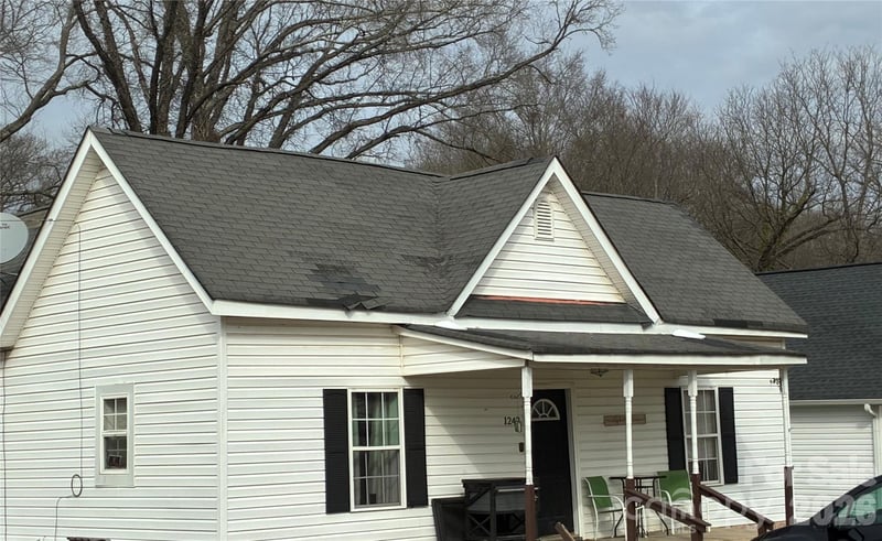 1242 W Airline Avenue, Gastonia, NC - 2 beds, 1 bath, 1,079 sqft - $148,000