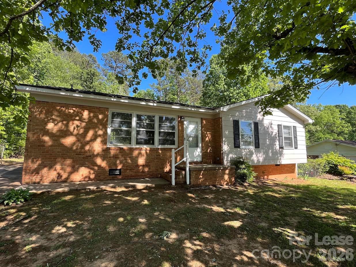 1500 Northwoods Drive, Kings Mountain, NC. property listing photo