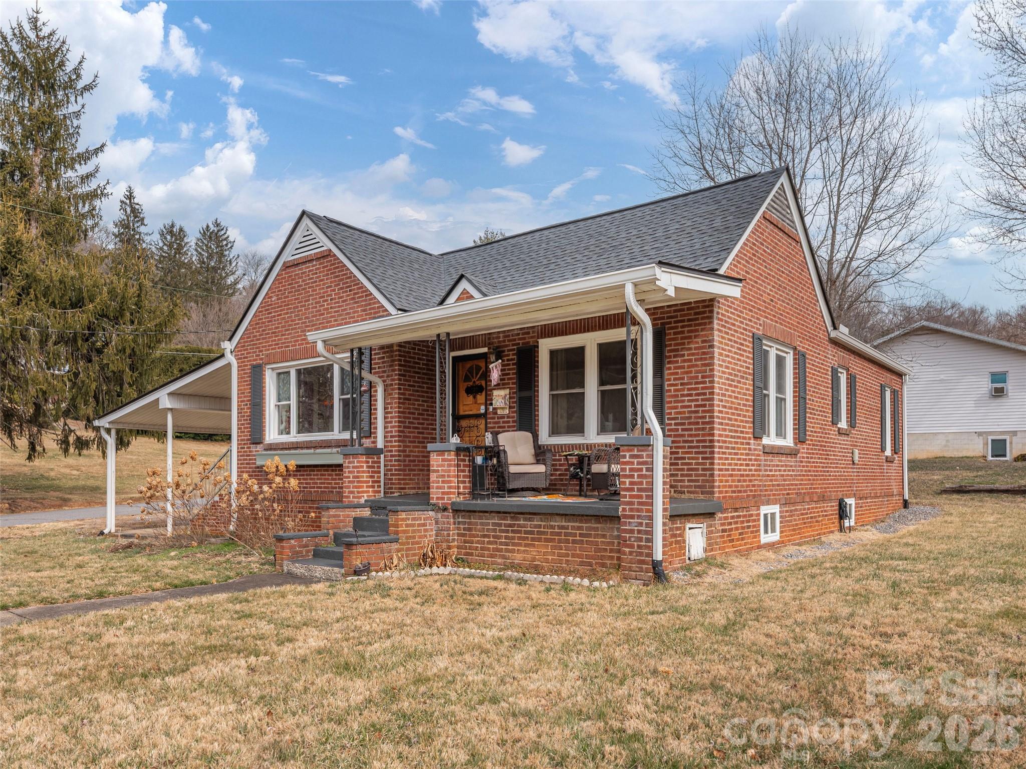132 Maxwell Street, Waynesville, NC. property listing photo