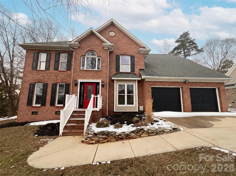 122 Tattersall, Statesville, NC - 3 beds, 3 baths, 2,411 sqft - $530,000